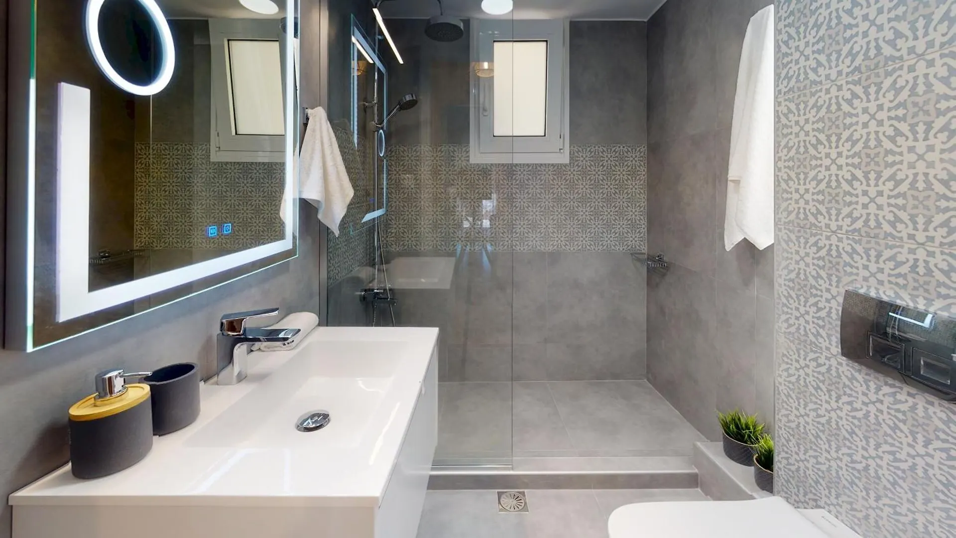 Motley Luxury Apartment By Estia イラクリオン 0*,